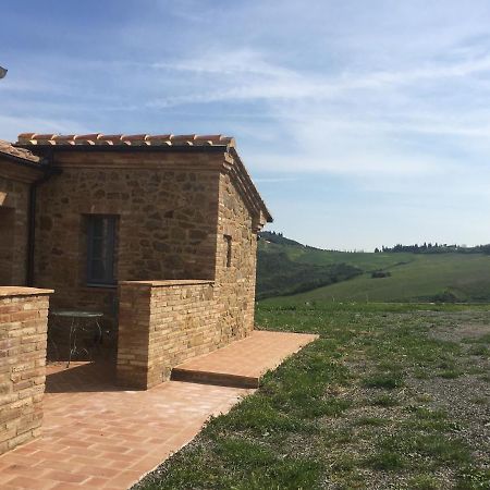 Cordella In Valdorcia Truffle And Olive Oil Resort Montalcino Bagian luar foto