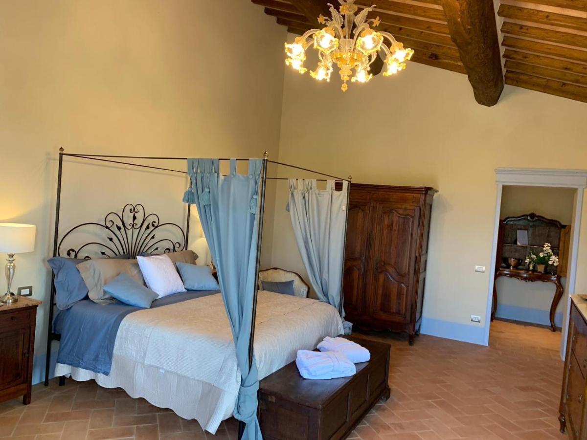 Cordella In Valdorcia Truffle And Olive Oil Resort Montalcino Bagian luar foto